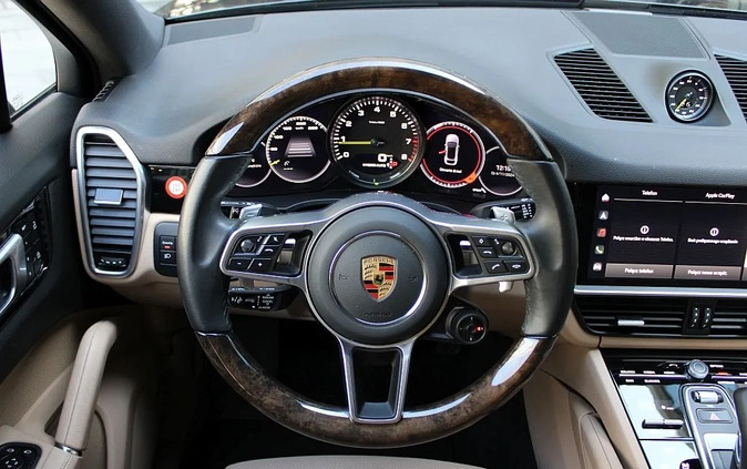 Porsche Cayenne cena 389900 przebieg: 35300, rok produkcji 2021 z Kartuzy małe 667